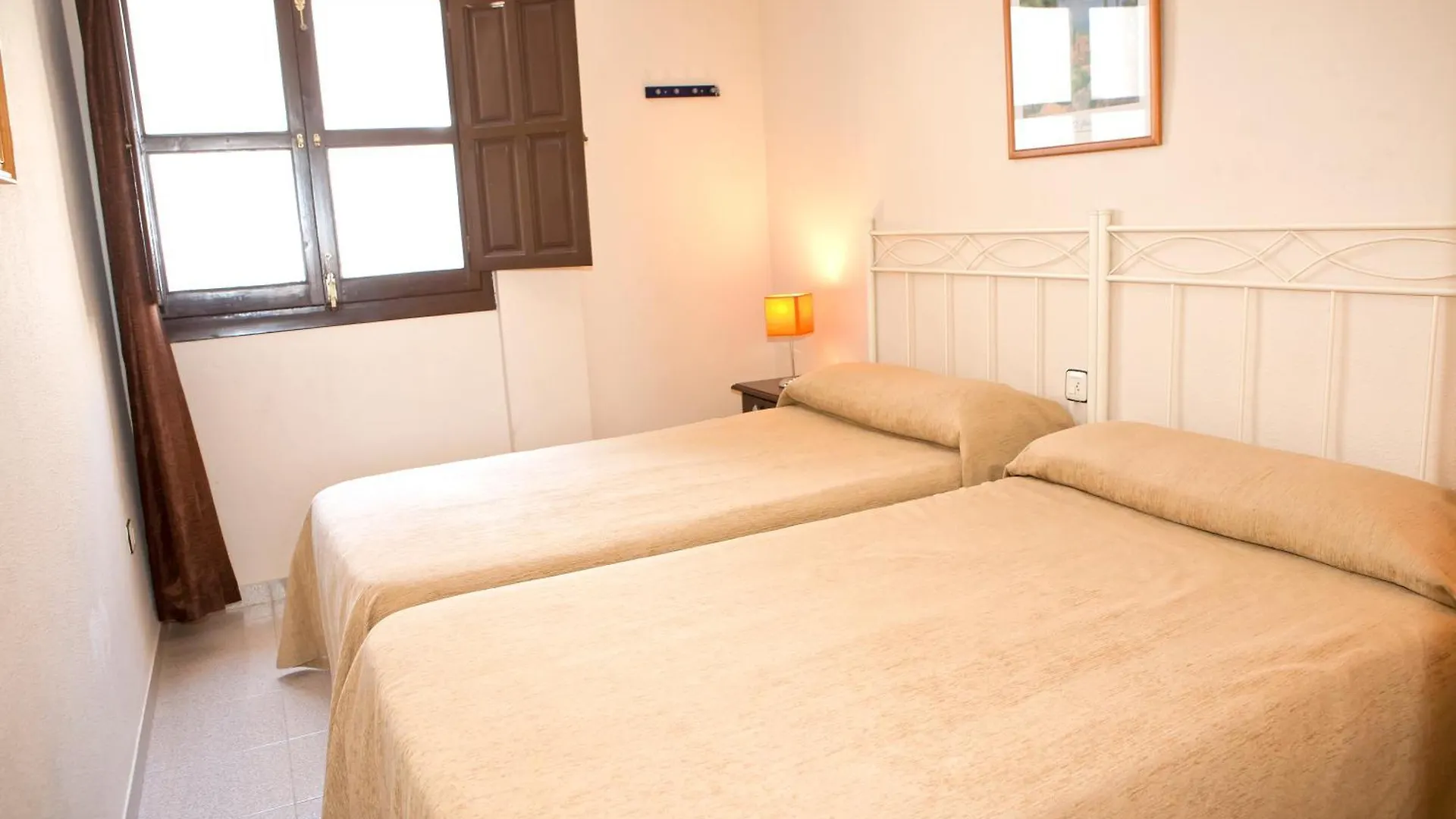 Apartamentos Fuente La Raja La Iruela 0*,  Spain